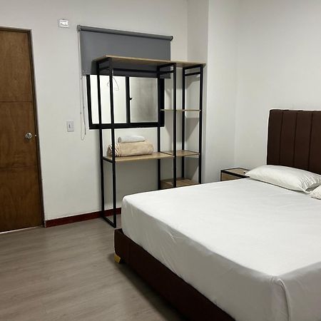 Hotel Gallery By 70 Μεντεγίν Εξωτερικό φωτογραφία